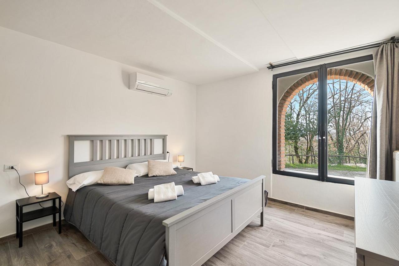 Ippotur Medieval Resort Castelnuovo Magra Kültér fotó