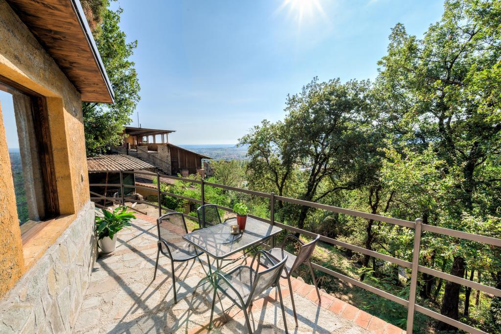Ippotur Medieval Resort Castelnuovo Magra Kültér fotó
