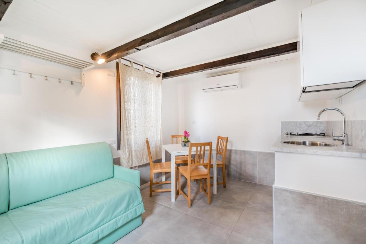 Ippotur Medieval Resort Castelnuovo Magra Kültér fotó